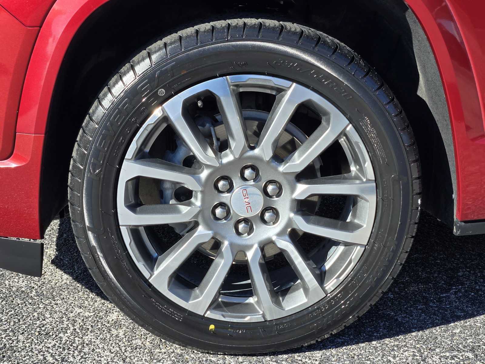 Certified 2023 GMC Acadia Denali w/ Denali Ultimate Package FWD image 12