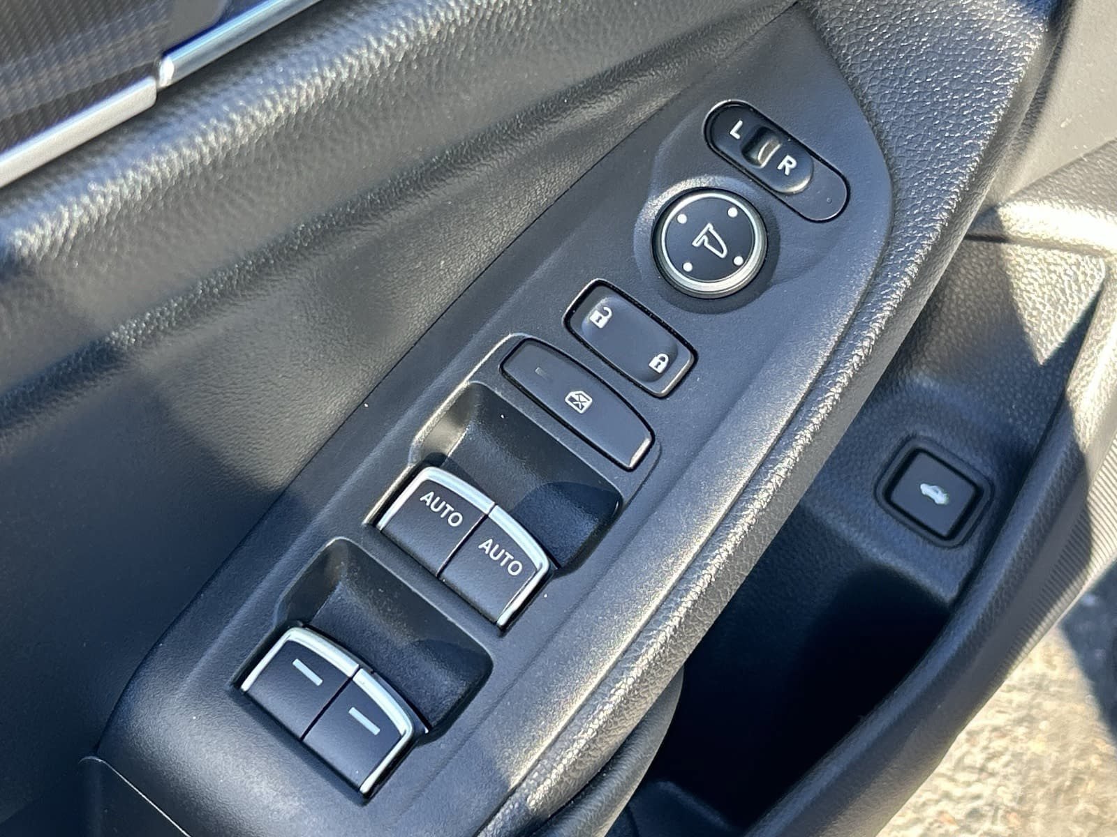 Certified 2022 Honda Accord Sport image 25