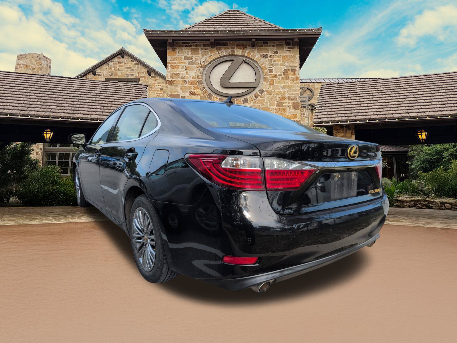 Used 2014 Lexus ES 350 w/ Premium Package FWD image 4