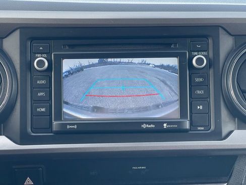 Used 2019 Toyota Tacoma SR5 image 12