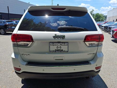 Used 2020 Jeep Grand Cherokee Limited AWD/4WD image 7