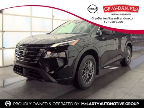 Used 2025 Nissan Rogue S FWD image 1