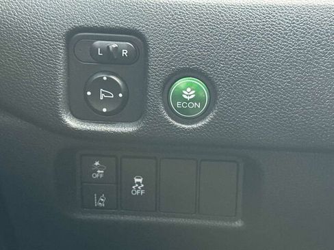 Used 2022 Honda Pilot Special Edition image 32