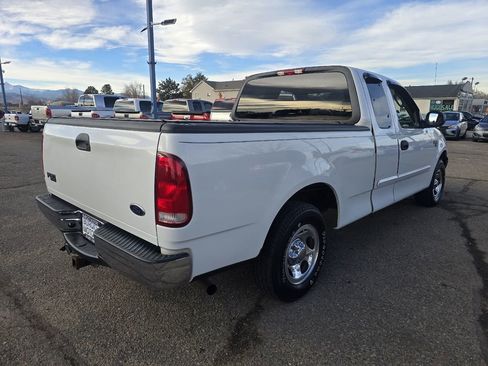 Used 2004 Ford F150 XLT image 5