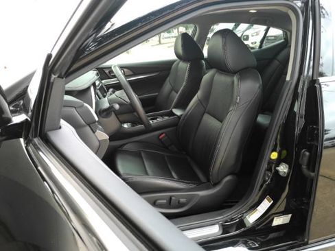 Used 2021 Nissan Maxima 3.5 SV w/ Floor Mat Group FWD image 14