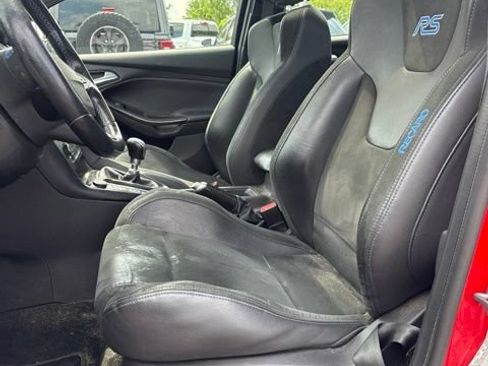 Used 2018 Ford Focus RS AWD/4WD image 19