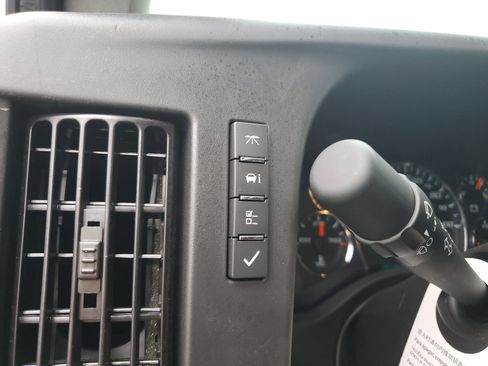 New 2025 GMC Savana 2500 w/ Driver Convenience Package RWD image 23