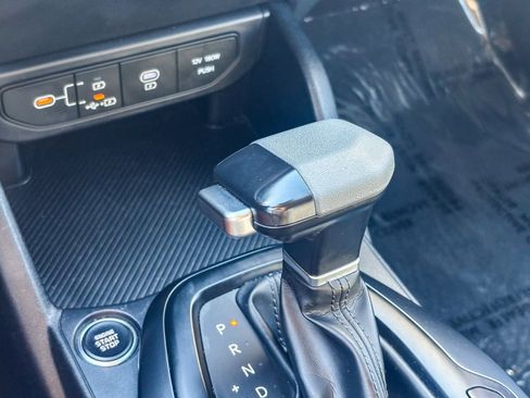 Used 2025 Kia K4 LXS image 26