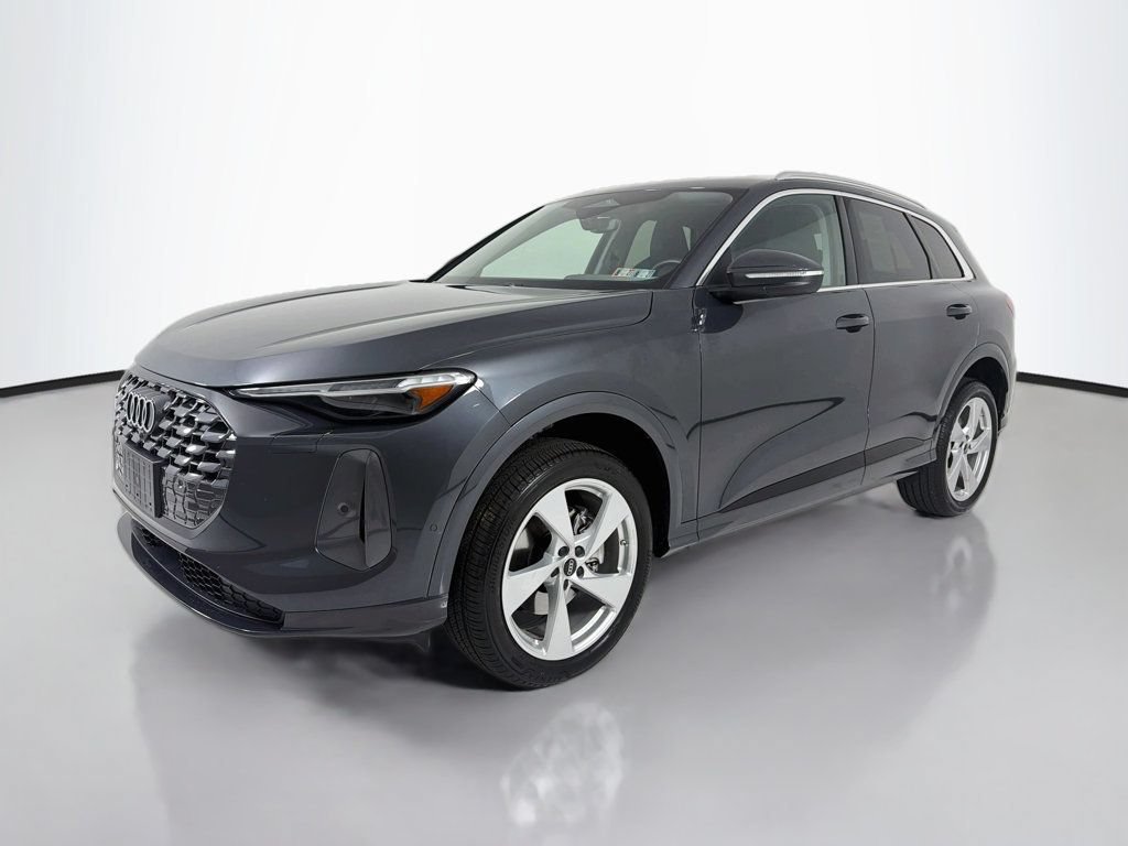 Used 2025 Audi Q5 Premium Plus AWD/4WD image 3