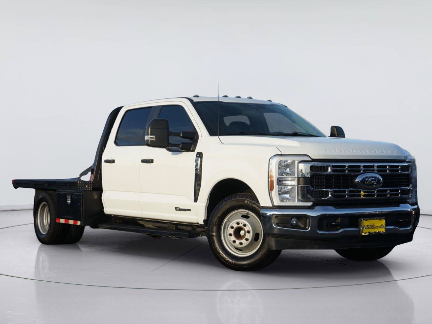 Used 2024 Ford F350 XL w/ XL Chrome Package RWD image 2
