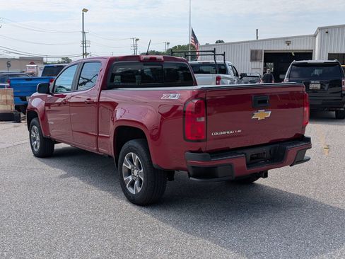 Used 2017 Chevrolet Colorado Z71 AWD/4WD image 5