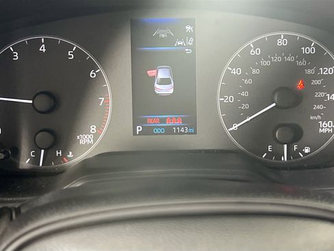 Used 2025 Toyota Corolla LE image 12