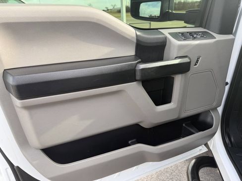 Used 2021 Ford F350 XL w/ Power Equipment Group image 29