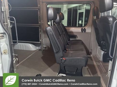 Used 2016 Mercedes-Benz Sprinter 2500 image 19