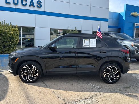 Used 2024 Chevrolet TrailBlazer RS w/ Convenience Package AWD/4WD image 8