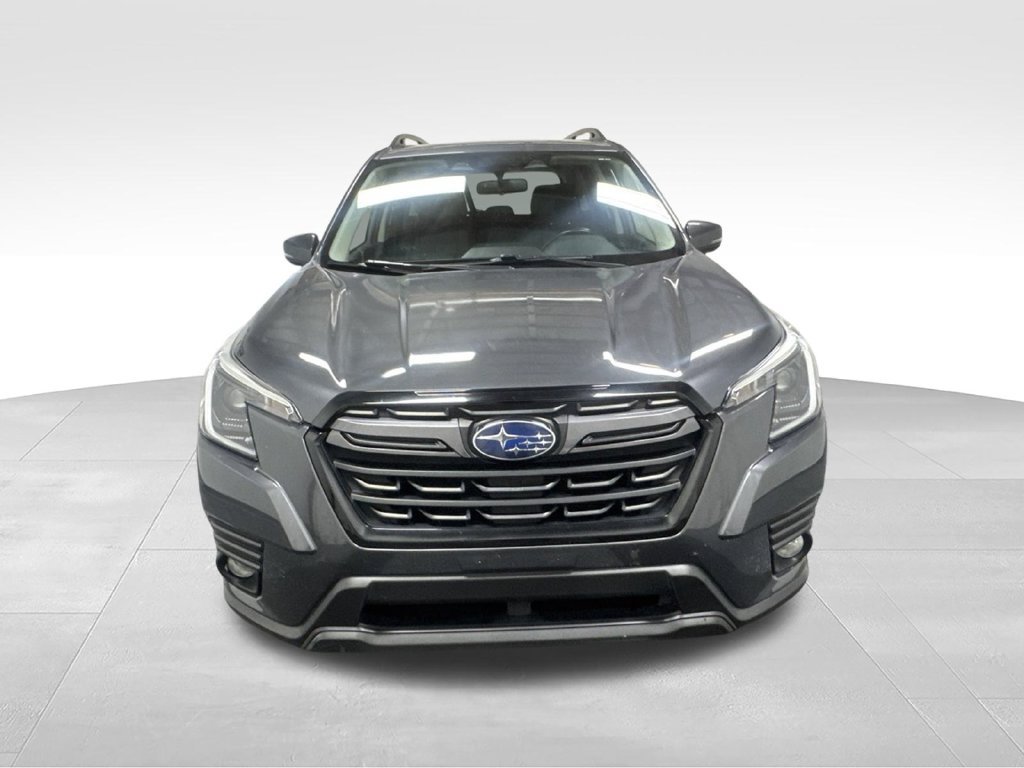 Used 2022 Subaru Forester Limited AWD/4WD image 3