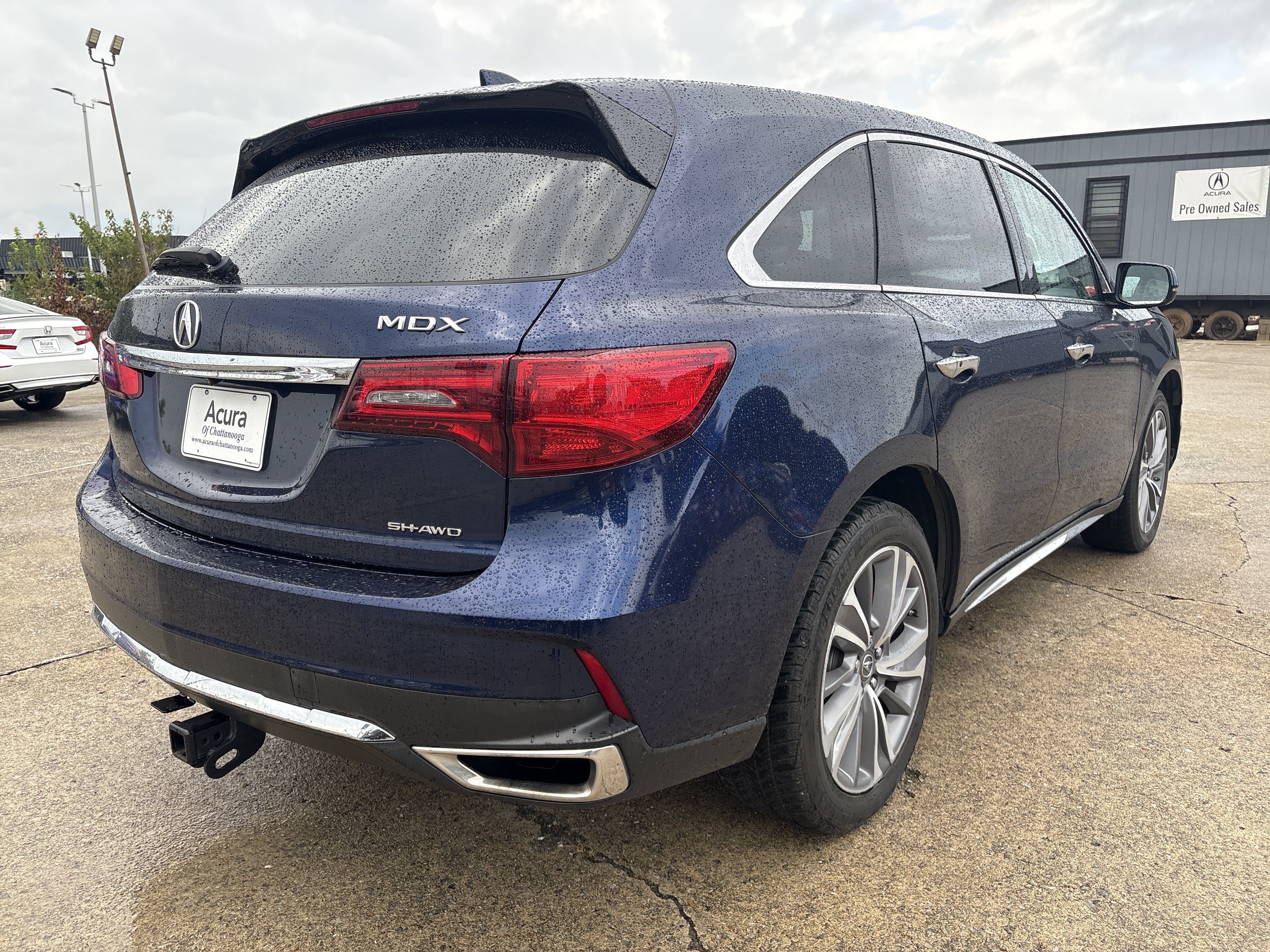 Certified 2018 Acura MDX w/ Technology Package AWD/4WD image 2