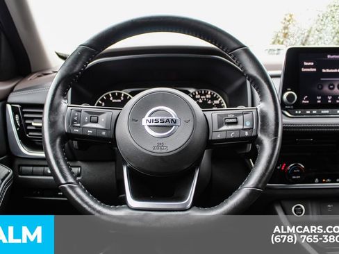 Used 2021 Nissan Rogue SV w/ Premium Package image 22