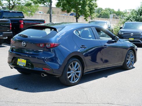 Used 2019 MAZDA MAZDA3 Hatchback FWD image 7