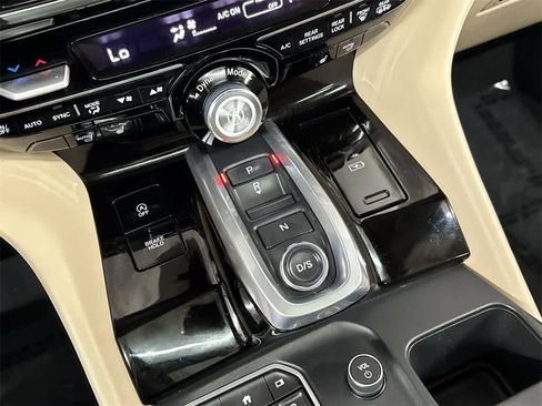 Certified 2023 Acura MDX FWD w/ Technology Package image 21