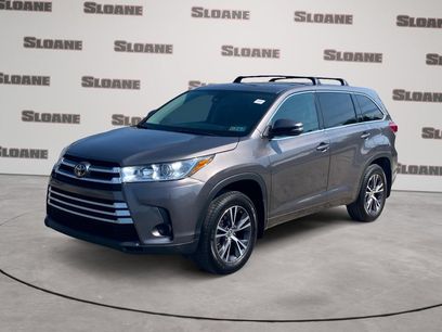 Used 2017 Toyota Highlander LE