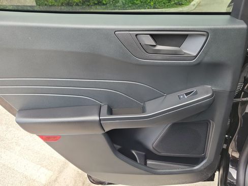 Certified 2026 Ford Escape Active FWD image 13