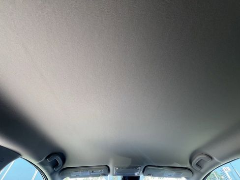 Used 2022 Nissan Murano SV w/ SV Midnight Edition Package image 19