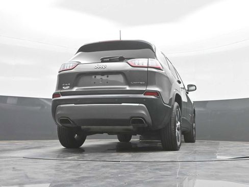 Used 2019 Jeep Cherokee Limited AWD/4WD image 35