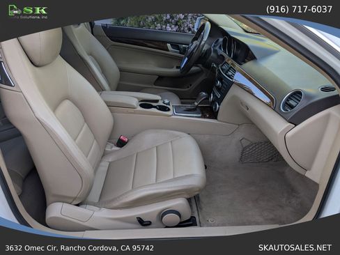 Used 2013 Mercedes-Benz C 250 Coupe image 17