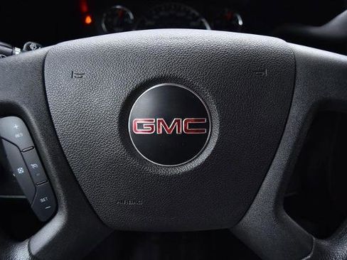 Used 2024 GMC Savana 2500 w/ Driver Convenience Package image 18