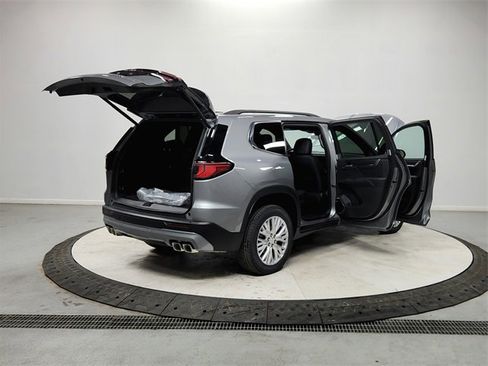 New 2026 GMC Acadia Elevation image 15