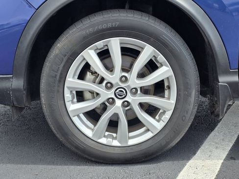 Used 2022 Nissan Rogue Sport SV FWD image 27