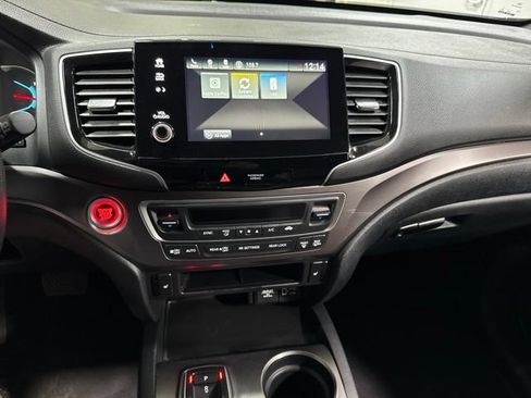 Used 2022 Honda Pilot Sport image 18