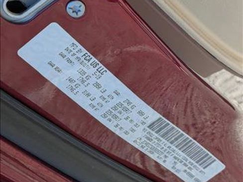 Used 2019 Dodge Grand Caravan SXT image 23