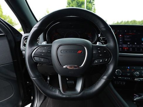 Used 2024 Dodge Durango GT RWD image 11