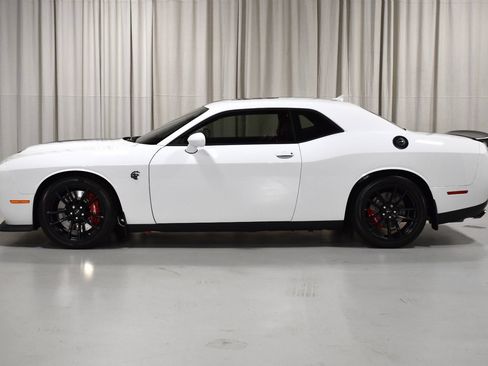 Used 2023 Dodge Challenger SRT Hellcat w/ Driver Convenience Group RWD image 7