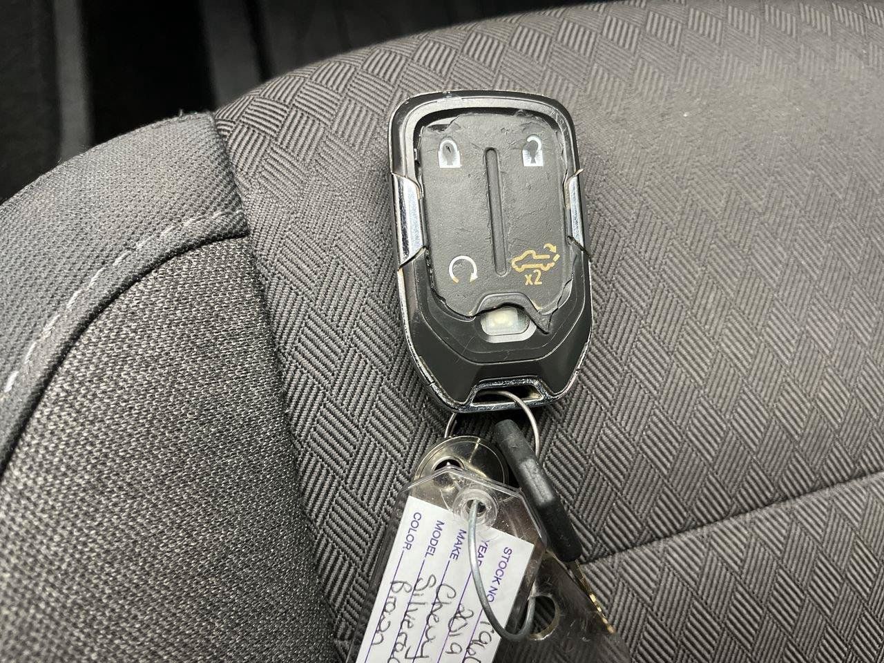 Used 2019 Chevrolet Silverado 1500 RST AWD/4WD image 29