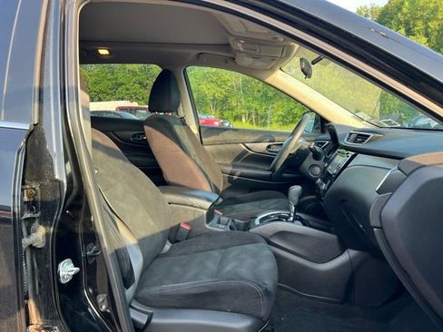 Used 2015 Nissan Rogue SV w/ SV Premium Package AWD/4WD image 15