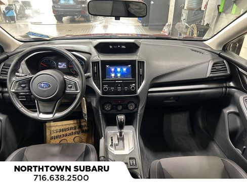 Used 2018 Subaru Crosstrek 2.0i Premium image 2