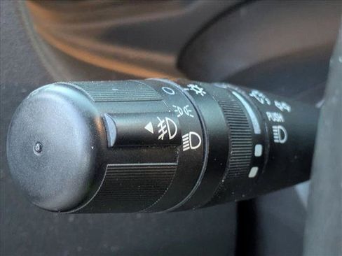 Used 2014 Jeep Compass Latitude w/ Sun/Sound Group FWD image 14