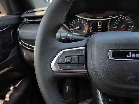 New 2026 Jeep Compass Latitude AWD/4WD image 20