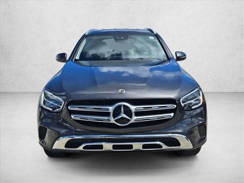 Used 2022 Mercedes-Benz GLC 300 image 2