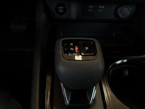Used 2025 Nissan Rogue SV FWD image 24