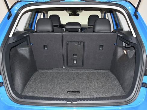 Used 2023 Volkswagen Taos SE image 27