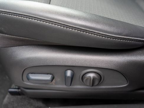 Used 2023 Buick Encore GX Select w/ Sport Touring Package image 18