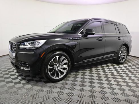 Used 2023 Lincoln Aviator Grand Touring w/ Equipment Group 301A image 2