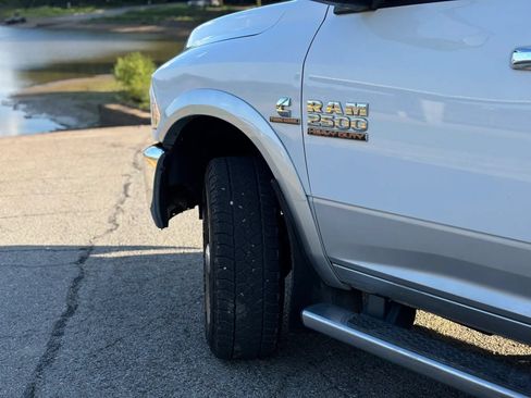 Used 2016 RAM 2500 Laramie AWD/4WD image 13