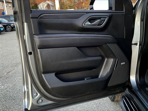 Certified 2022 Chevrolet Tahoe RST image 9