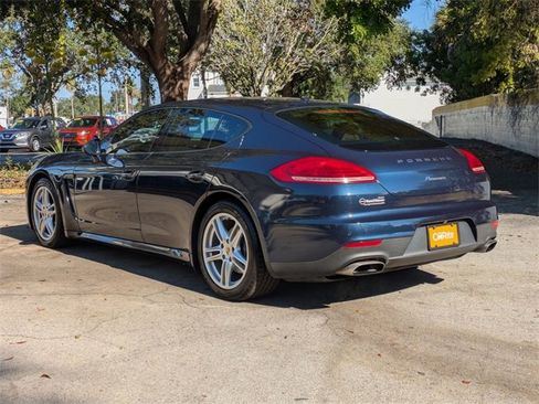 Used 2015 Porsche Panamera 4 image 7