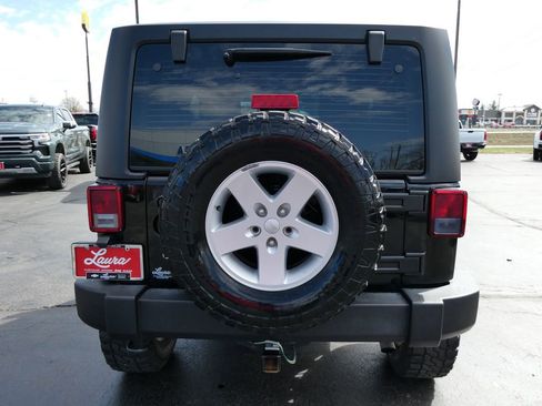 Used 2016 Jeep Wrangler Sport image 6